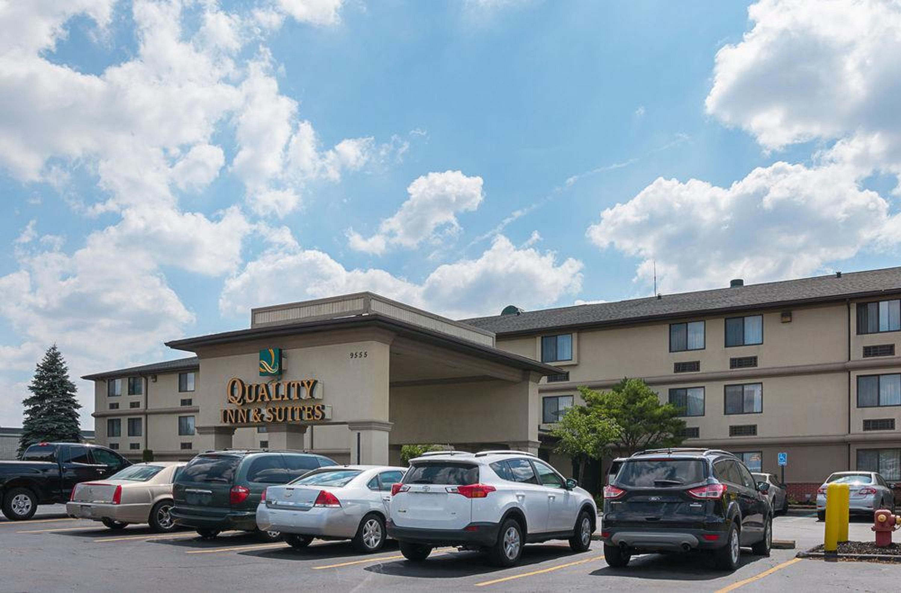 Quality Inn & Suites Detroit Metro Airport Romulus Zewnętrze zdjęcie