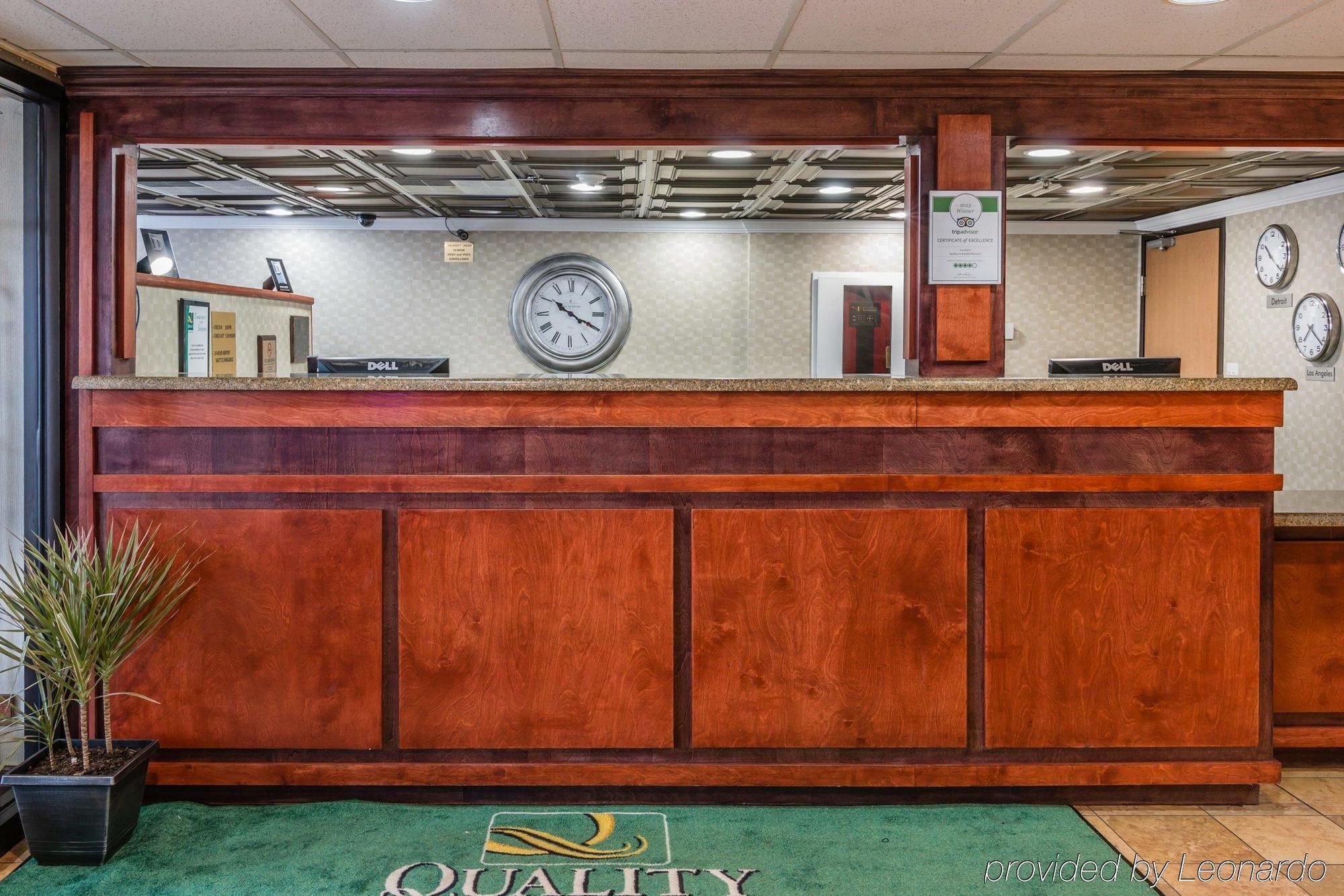 Quality Inn & Suites Detroit Metro Airport Romulus Zewnętrze zdjęcie